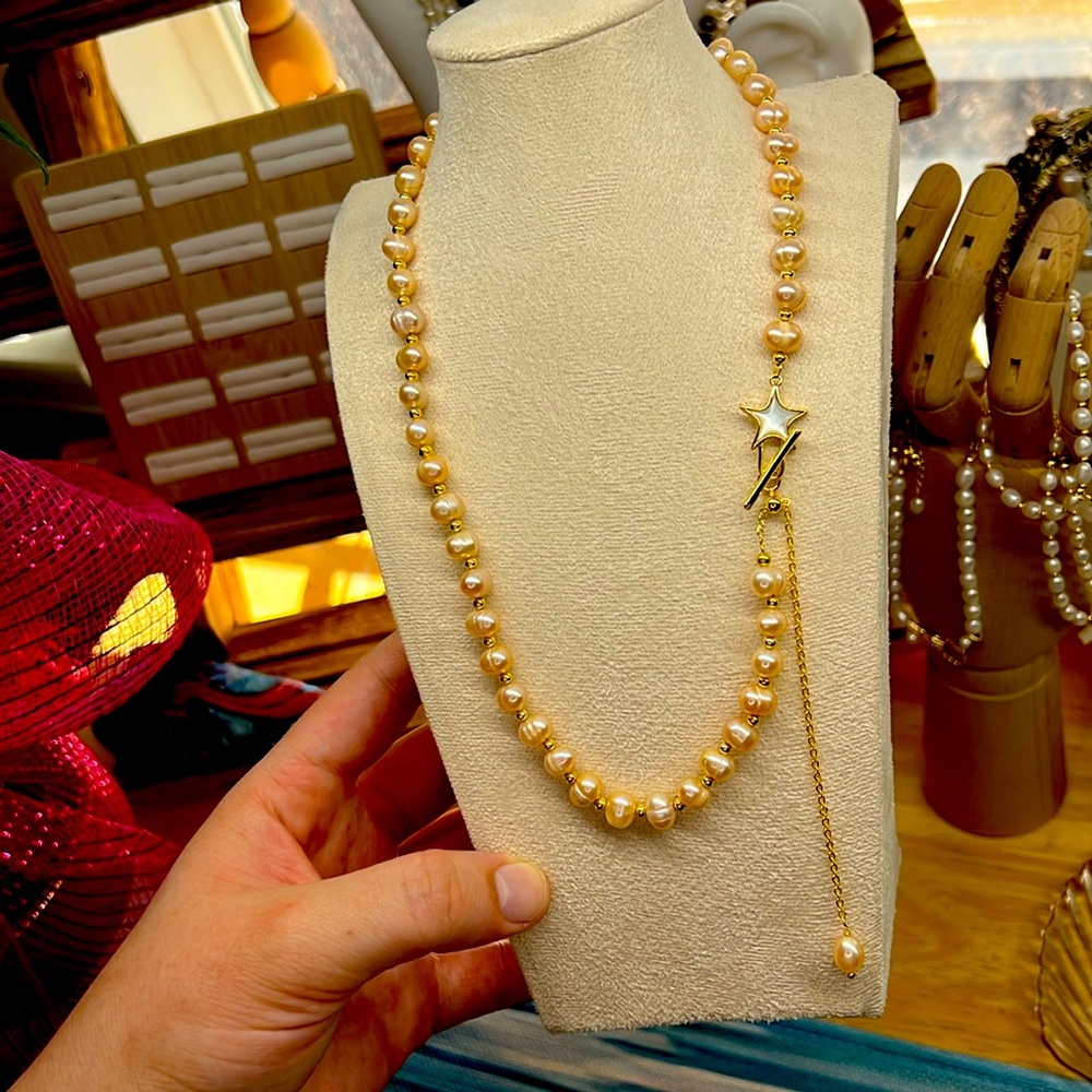 M11 Peach Freshwater Pearl Bead Necklace with Gold Tone Star Clasp Adjustable